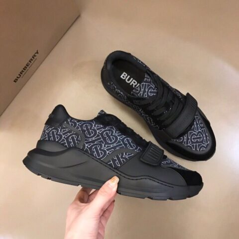 Burberry巴宝莉    B家2022新色男士增高运动鞋