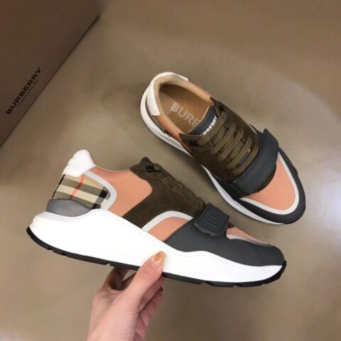Burberry巴宝莉    B家2022新色男士增高运动鞋