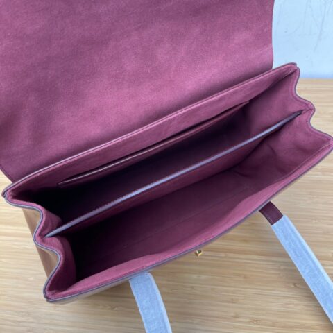 CELINE Soft16 中号酒色粒面牛皮革柔软手袋195543