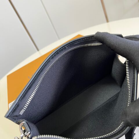 LV Gaston Wearable Wallet 大象老虎鸵鸟印章图案斜挎包N64608