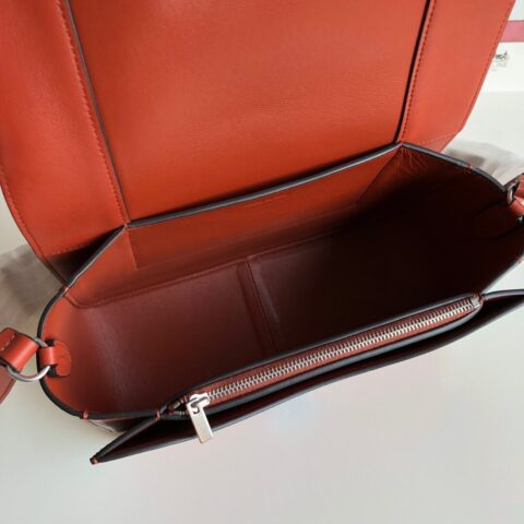 Celine Frame Medium 邮差包 180263(白色,枣红)