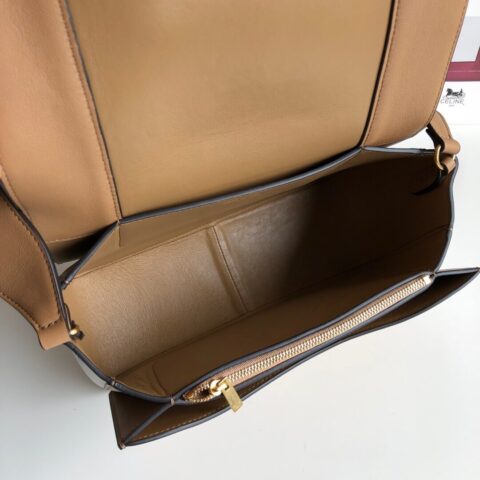 Celine Frame Medium 邮差包 180263(白色,卡其)