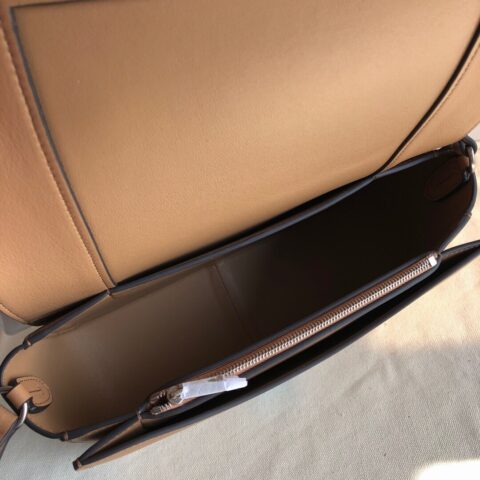 Celine Frame Medium 邮差包 180263(黑色,卡其)