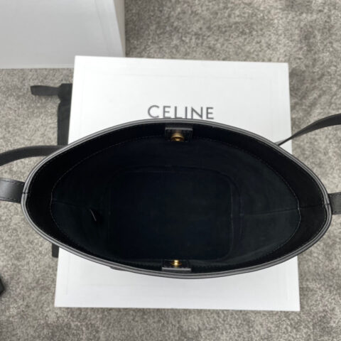CELINE2022s春夏新品CUIR TRIOMPHE小号牛皮凯旋门水桶包198243黑色