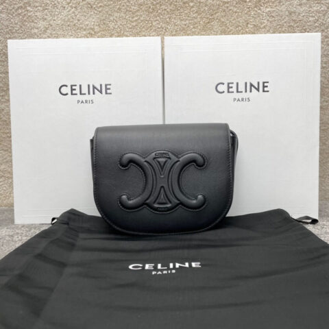 CELINE FOLCO CUIR TRIOMPHE光滑牛皮凯旋门马鞍包198263黑色