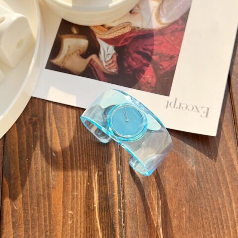 三宅一生最新概念款手表