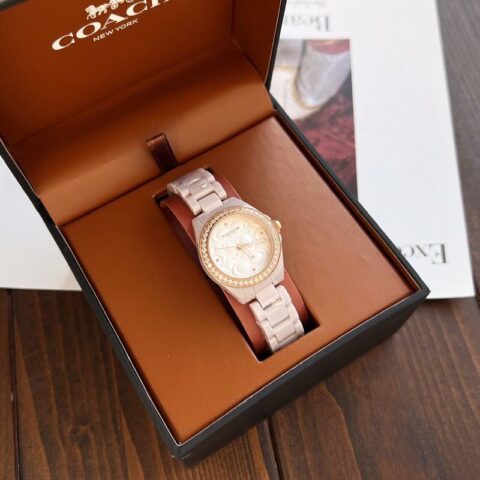 蔻驰coach玫瑰金石英表