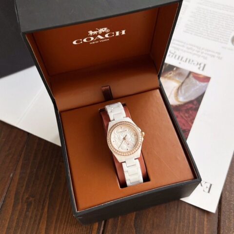 蔻驰coach玫瑰金石英表