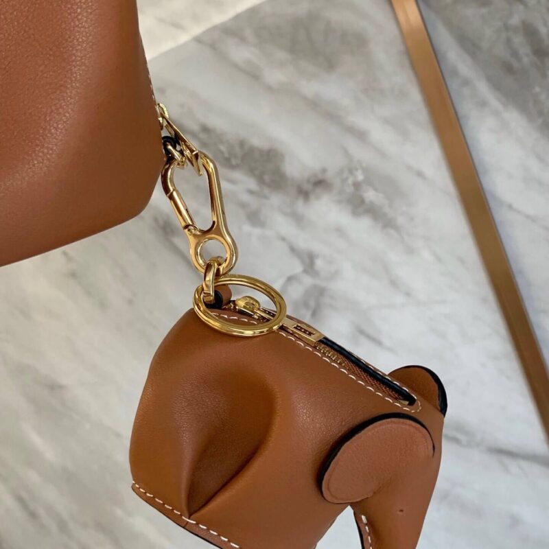 LOEWE罗意威 Elephant 小象🐘钥匙扣挂件 0255焦糖色