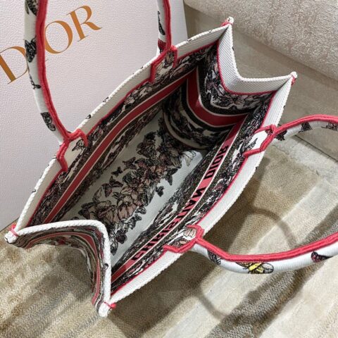 DIOR多色蝴蝶刺绣中号 Book Tote 手袋 M1296ZRHQ_M884
