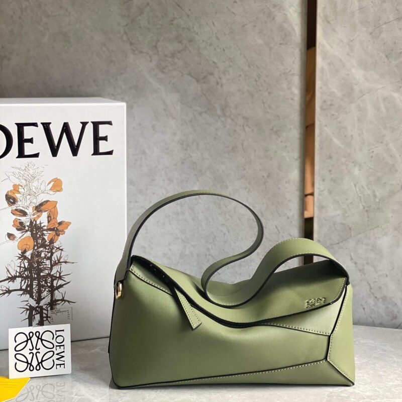 LOEWE罗意威Puzzle hobo腋下包 0673牛油果绿