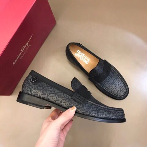 Ferragamo 菲拉格慕 意大利进口牛皮皮胚高端男士正装鞋休闲皮鞋