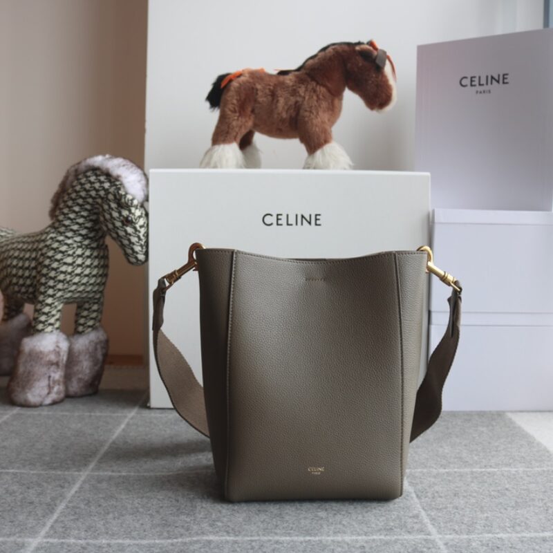 CELINE SANGLE BUCKET小号柔软粒面小牛皮水桶包 189303大象灰