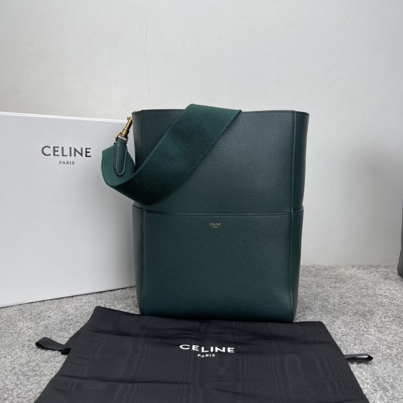 CELINE SANGLE BUCKET 柔软粒面牛皮革水桶包 189593绿色