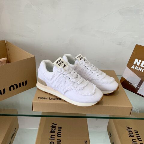 【Miu Miu × New Balance 574】 miumiu新百伦联名 2022ss走秀情侣款男女同款运动鞋