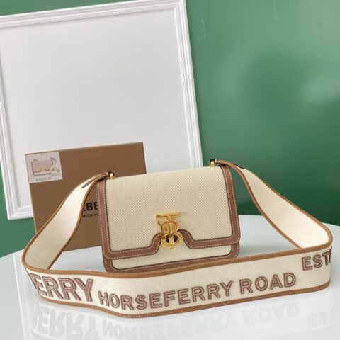 Burberry巴宝莉TB 专属标识锁扣包