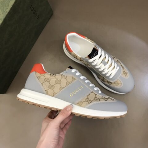 GUCCI古驰    进口小牛皮拼接品牌印花帆布G家男士GG运动鞋