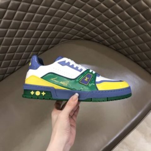 LV/路易威   2022早春系列进口开边珠牛皮Trainer运动鞋