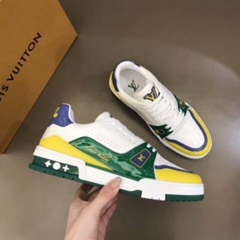 LV/路易威   2022早春系列进口开边珠牛皮Trainer运动鞋
