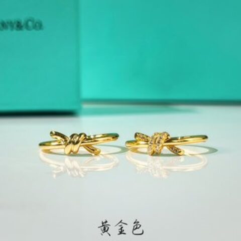 新款☑️TIFFANY&Co.蒂芙尼tiffany knot戒指