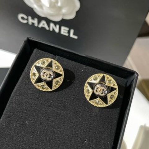 新款☑️CHANEL香奈儿双c五角星⭐星星耳钉耳环