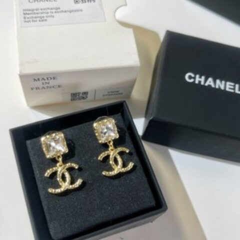 新款☑️CHANEL香奈儿双c方钻耳钉耳环