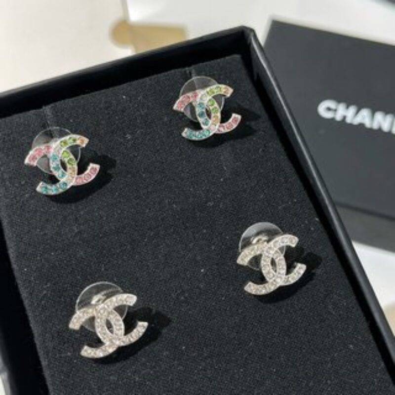 新款☑️CHANEL香奈儿双c满钻耳钉耳环