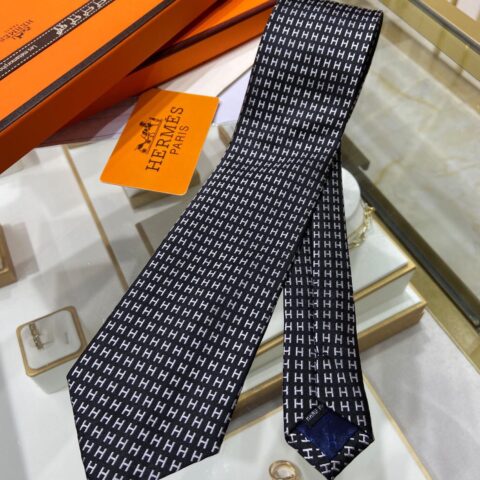 Hermes爱马仕100%顶级斜纹真丝H图案提花领带