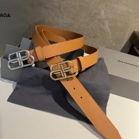 balenciaga巴黎世家  3.0cm锁扣BB腰带