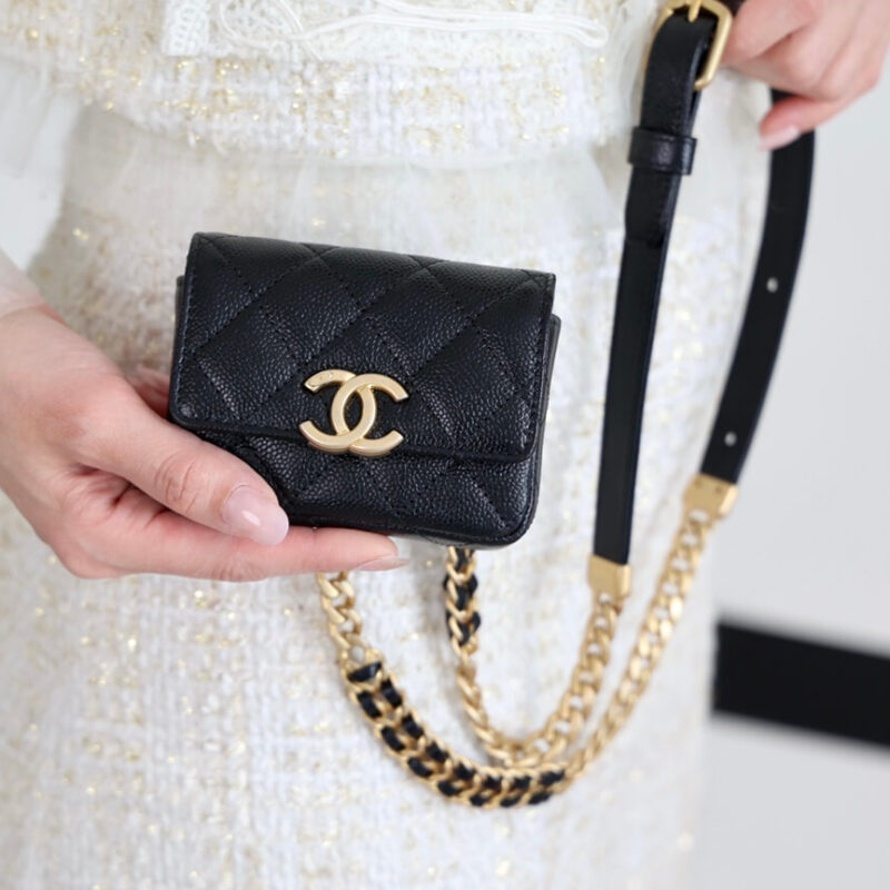 CHANEL 2022cc春夏预告系列荔枝皮腰包AP2628