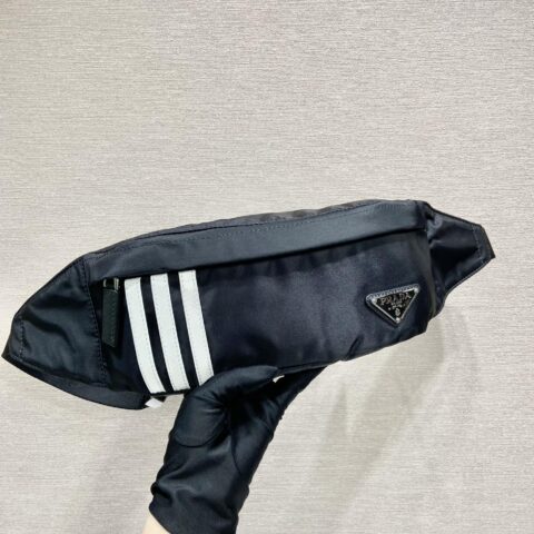 PRADA普拉达Re-Nylon和Saffiano皮革腰包2VL034