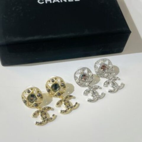 新款☑️CHANEL香奈儿双c耳钉耳环