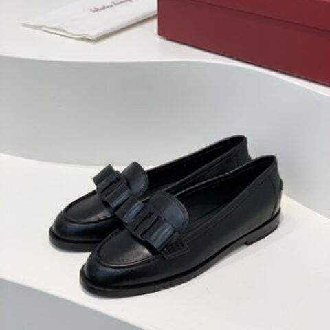 SF ✔️2022salvatore Ferraga*o菲拉*慕大蝴蝶结VIVA乐福鞋