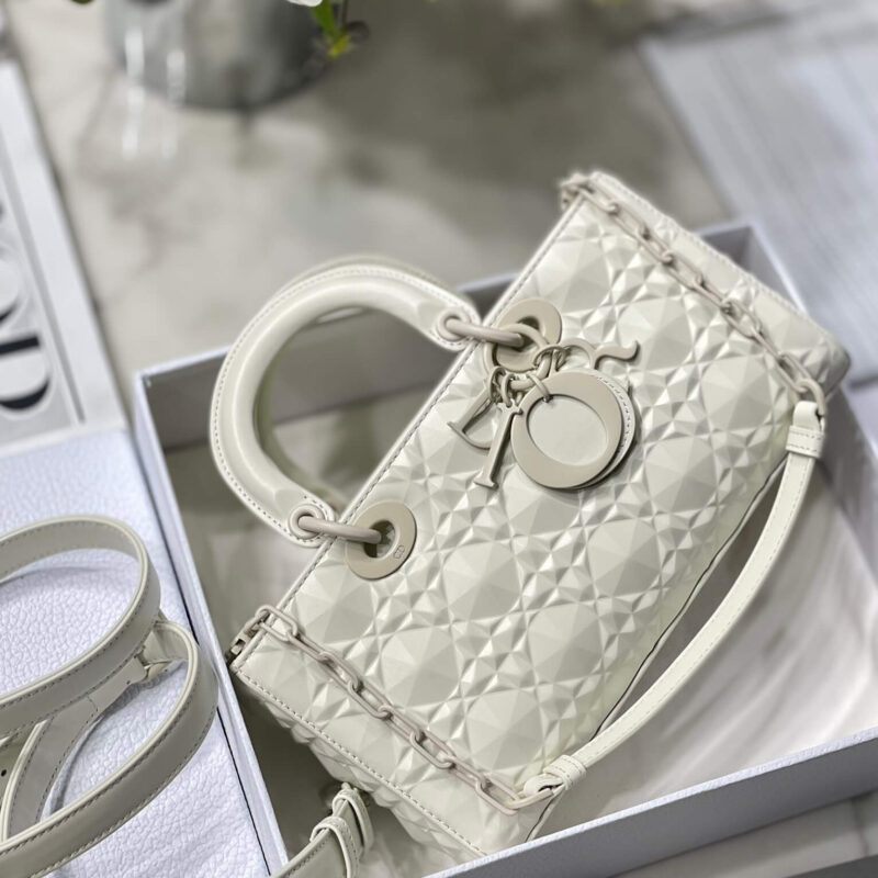 DIOR钻石形状藤格纹Lady D-Joy Bag M0540INEA_M030