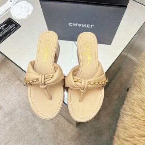 CHANEL香奈儿   意大利进口真皮底高端经典夹趾拖鞋