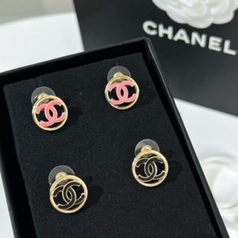 新款☑️CHANEL香奈儿双c圆形耳钉耳环