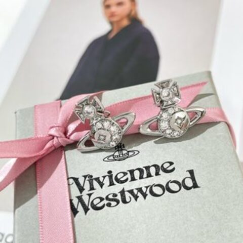 新款☑️ Vivienne Westwood西太后满钻土星耳钉耳环
