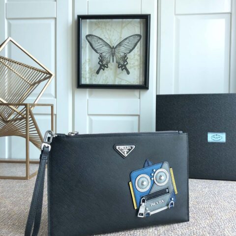 PRADA普拉达进口十字纹牛皮男士手包2VG005