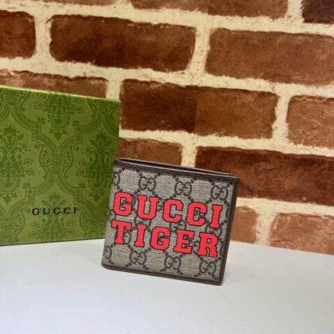 GUCCI古驰中国新年系列饰“Gucci Tiger”印花钱包671652