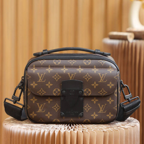 LV M45806 S Lock Messenger 邮差包