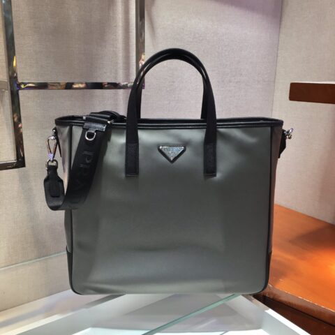 PRADA普拉达进口尼龙布料最新款购物袋2VG064