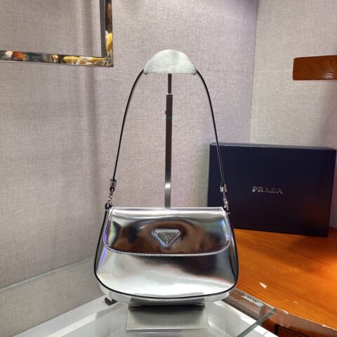 PRADA普拉达2021新款中古腋下包1BD311