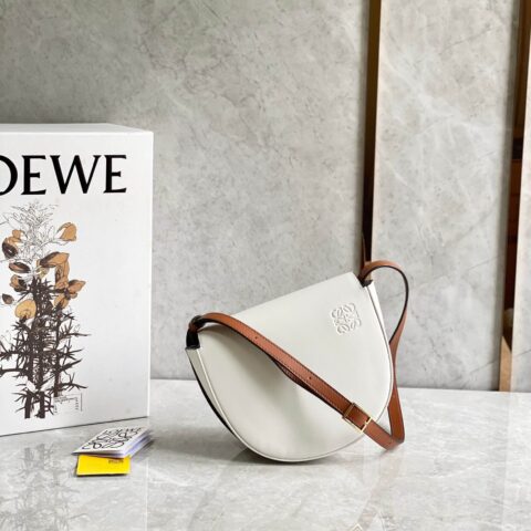 LOEWE罗意威 Heel duo系列单肩包 0508白/棕