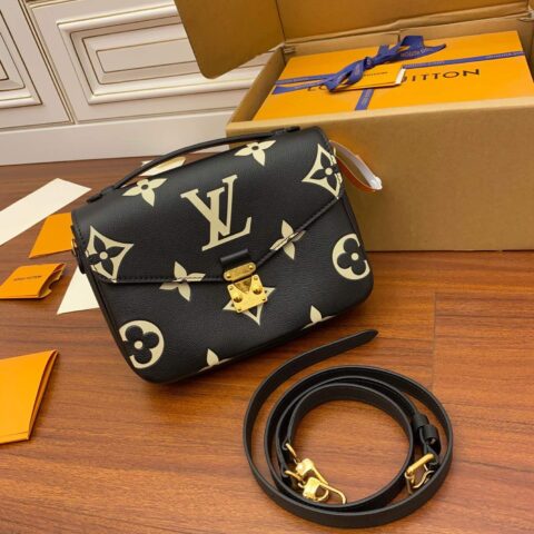 LV M45773 Pochette Metis 邮差包