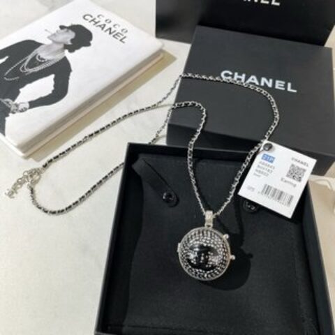 CHANEL香奈儿满钻双c镜子球形项链毛衣链