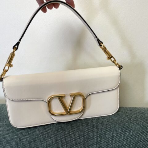 Valentino华伦天奴小牛皮手袋1133