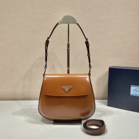 PRADA普拉达中古腋下包/大号翻盖包1BD303