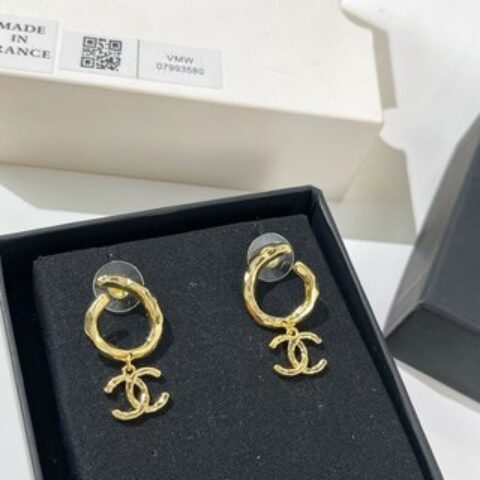 新款☑️CHANEL香奈儿 金色 双c 耳钉耳环