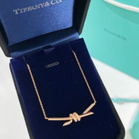 新款☑️TIFFANY&Co.蒂芙尼tiffany knot项链