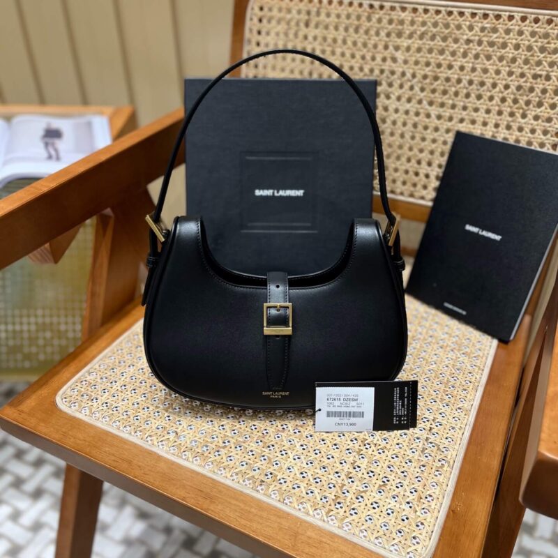 Saint laurent Ysl 𝗟𝗲 𝗙𝗲𝗿𝗺𝗼𝗶𝗿 马鞍腋下包 672615黑色